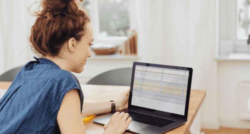 Freelancer Werkt Vanuit Huis